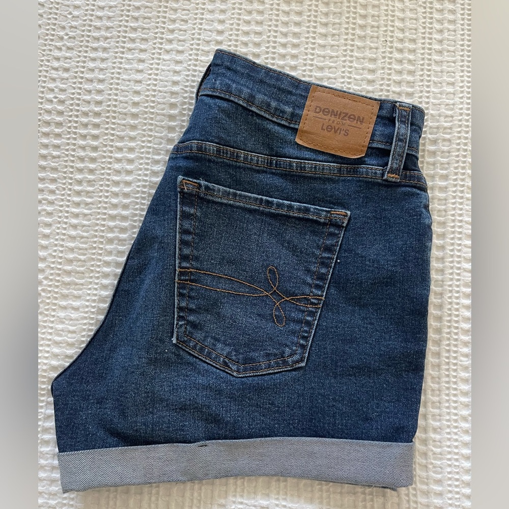 Denizen from Levi’s High Rise Shorts